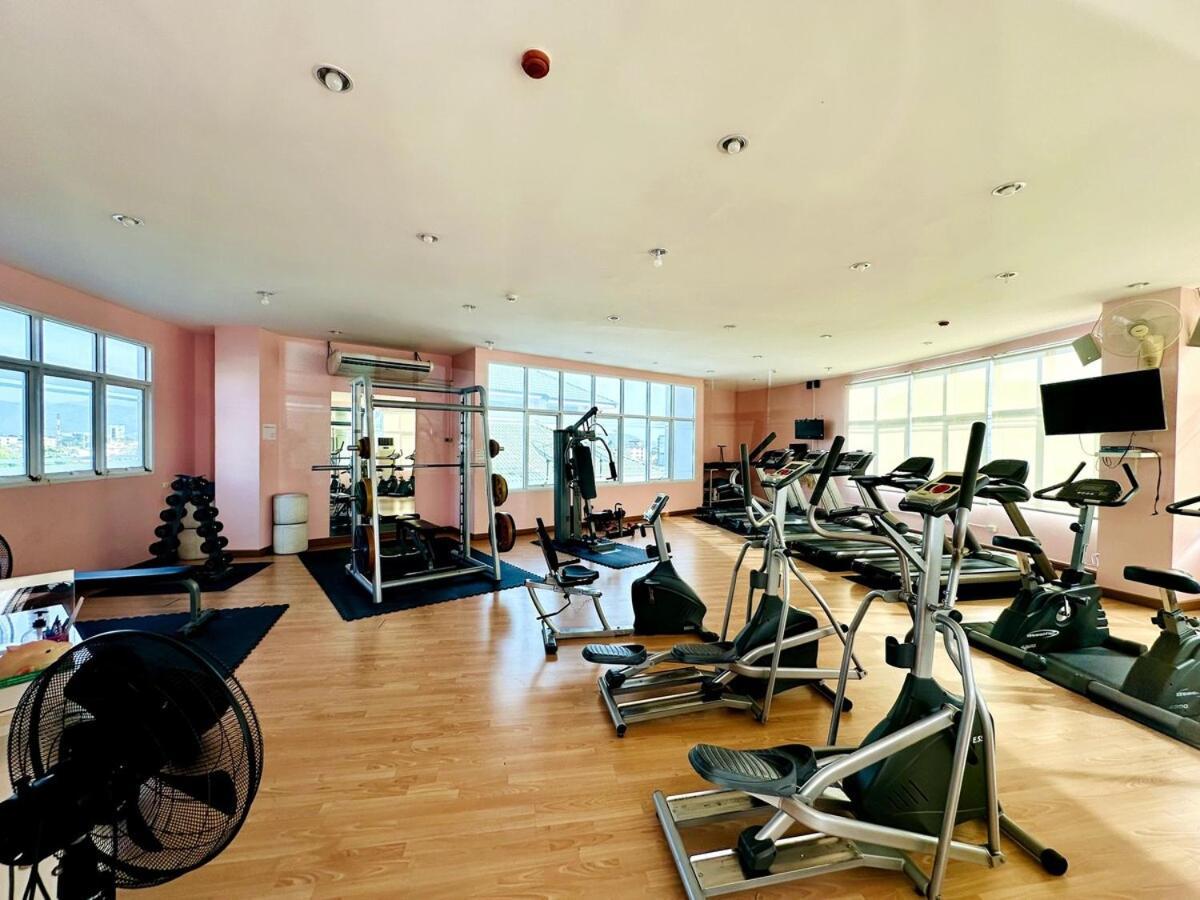 Aparthotel Wisdom Burg Bangsaen, Pool, Gym Ban Rong Khoei Exterior foto